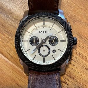 Fossil Men’s Watch w/leather strap